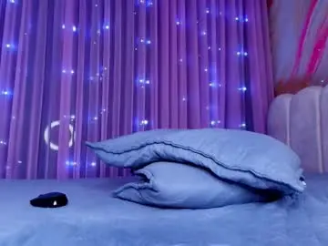 Nude Webcam with cloe_stanfort - Chaturbate