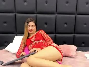 Live Sex with carolinacoleman - Chaturbate