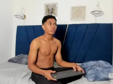 Nude Webcam with an_fox23 - Chaturbate