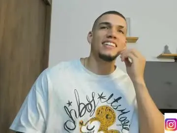 Sex Cam with axel_taylor21 - Chaturbate