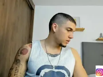 Adult Webcams with axel_taylor21 - Chaturbate