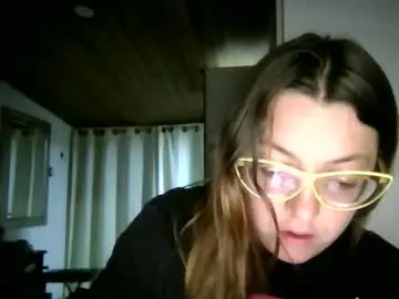 Nude Webcam with ezlngirl - Chaturbate