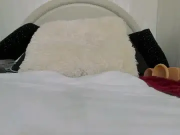 Live Sex Cam with wildkatrina_ - Chaturbate