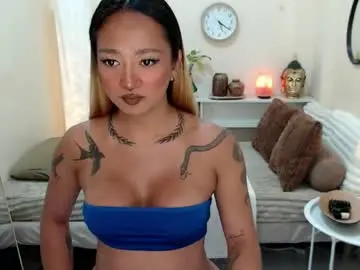 Sex Cam with massivecockgoddess - Chaturbate