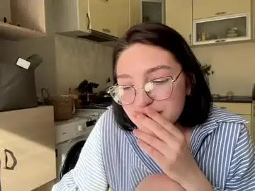 Sex Cam with hollisguerrette - Chaturbate