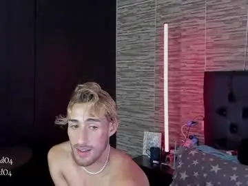 Live Porn with lovedavido04 - Chaturbate