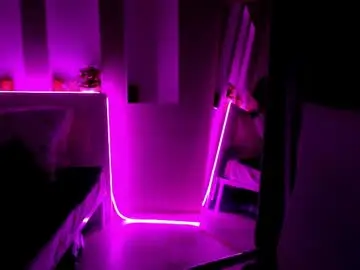 Live Sex Cam with blackpinkkittens - Chaturbate