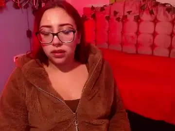 Adult Webcam with alaia_rossetti - Chaturbate