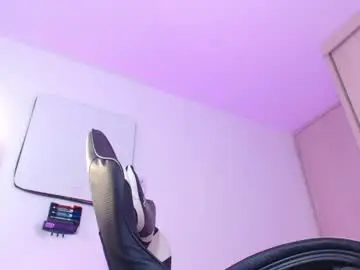 Live Sex with calavalerio - Chaturbate