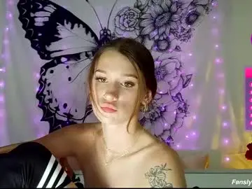 Adult Webcams with serenaskyee - Chaturbate