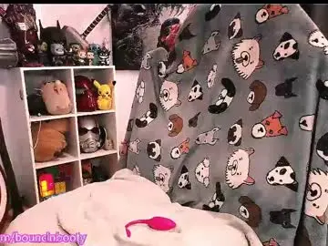 Live Sex Cam with bouncinbooty - Chaturbate