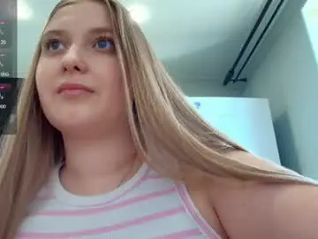 Nude Webcam with do_u_want_alice - Chaturbate
