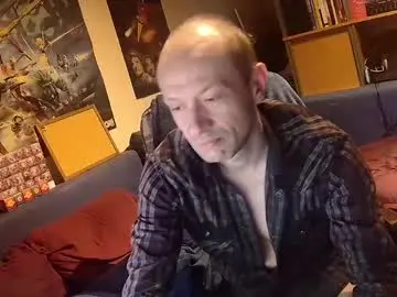 Adult Webcams with _svenerd_____ - Chaturbate