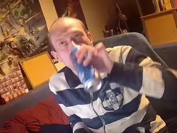 Adult Webcam with _svenerd_____ - Chaturbate