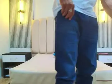 Live Sex Cam with frank_daviss - Chaturbate