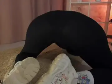 Free Live Porn with taticamomile - Chaturbate