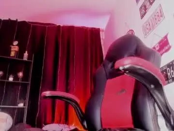 Live Sex Cam with thebeastmaster_ - Chaturbate