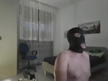 Live Sex Cam with giusycd - Chaturbate