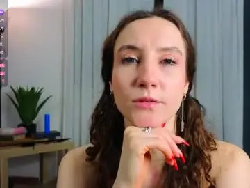 Live Sex Cam with hotlaracroft - Chaturbate