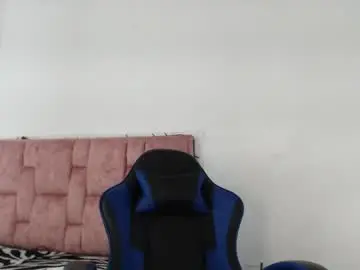 Live Porn with valentinaof - Chaturbate