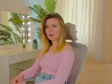 Live Porn with artiebruster - Chaturbate