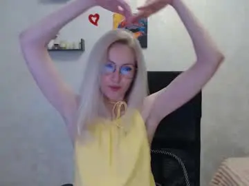 Watch Live Sex Cams with luckcristal - Chaturbate