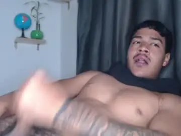 Sex Cam with ugh_manux - Chaturbate