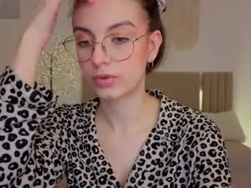 Sex Chat with bellavibee - Chaturbate