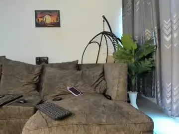 Live Sex with bella_thequeen - Chaturbate