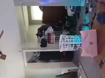 Nude Webcam with extreme09111970 - Chaturbate