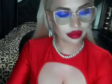 Nude Webcam with lovelyblondyxxx - Chaturbate