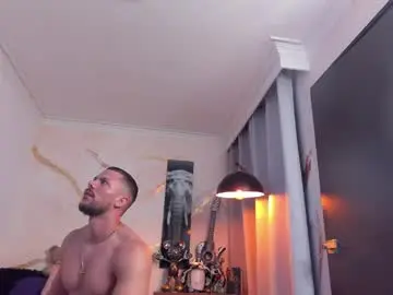 Sex Chat with yulianpereira25 - Chaturbate