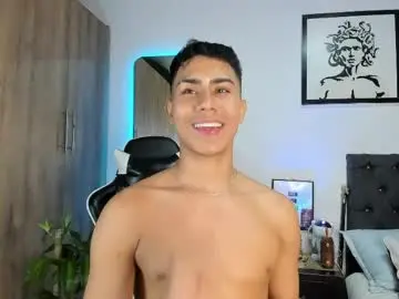 Live Porn with alannaughty_ - Chaturbate