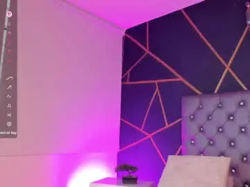 Adult Webcams with katherinee_scott - Chaturbate
