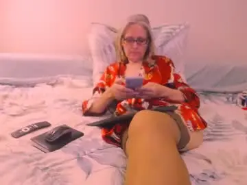 Watch Live Sex Cams with madamesquirttatti - Chaturbate