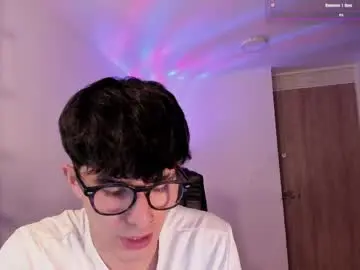 Sex Chat with mikeyvioleta - Chaturbate