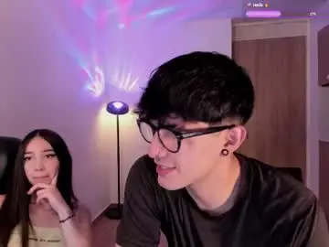 Free Live Porn with mikeyvioleta - Chaturbate