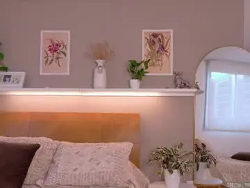 Live Porn with sarah_rayy - Chaturbate