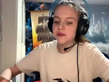 Live Sex Cam with melonygriffen - Chaturbate