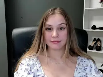 Free Live Porn with playgirl_valeria - Chaturbate