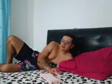Free Porn Cam with max_and_lilu2 - Chaturbate