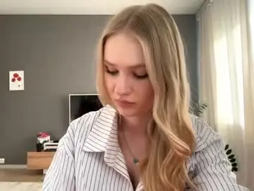 Adult Webcams with clarisaprentice - Chaturbate