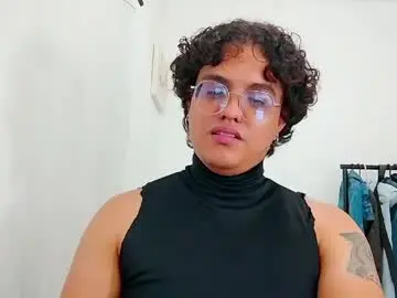 Nude Webcam with dan_blous - Chaturbate