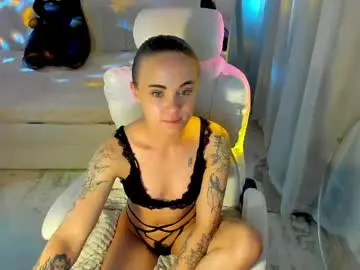 Live Sex Cam with hotdevilsss - Chaturbate