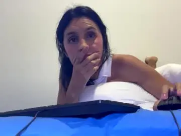 Live Sex with laura_1717 - Chaturbate