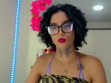 Adult Video Chat with darianna_atehortua - Chaturbate