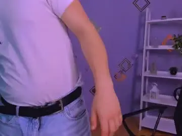 Live Sex Cam with tyler_wolf_ - Chaturbate