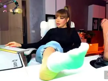 Adult Webcam with kaylee____77 - Chaturbate