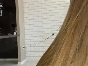 Watch Live Sex Cams with soft_caprice - Chaturbate