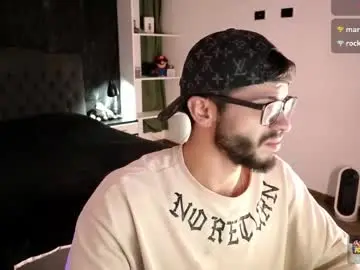 Live Porn with phantom_bigger1 - Chaturbate